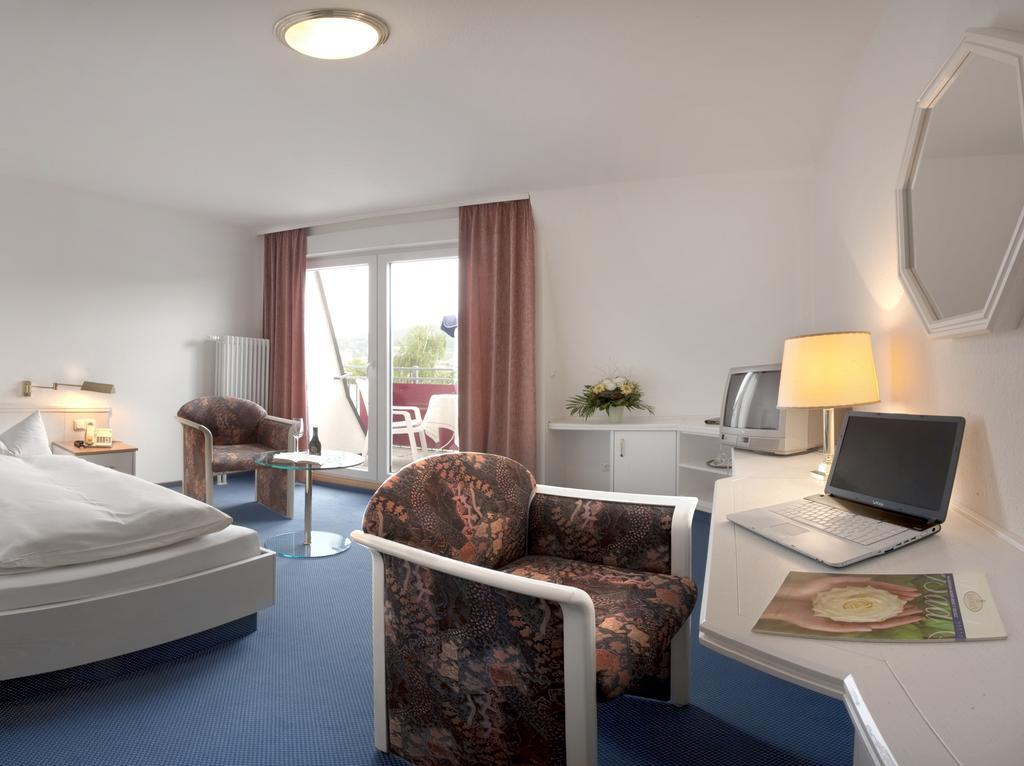 Hotel Sonneneck Μπαντ Κίσινγκεν Δωμάτιο φωτογραφία